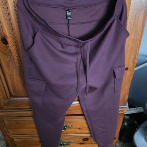 32 Degrees Burgundy Heatwear